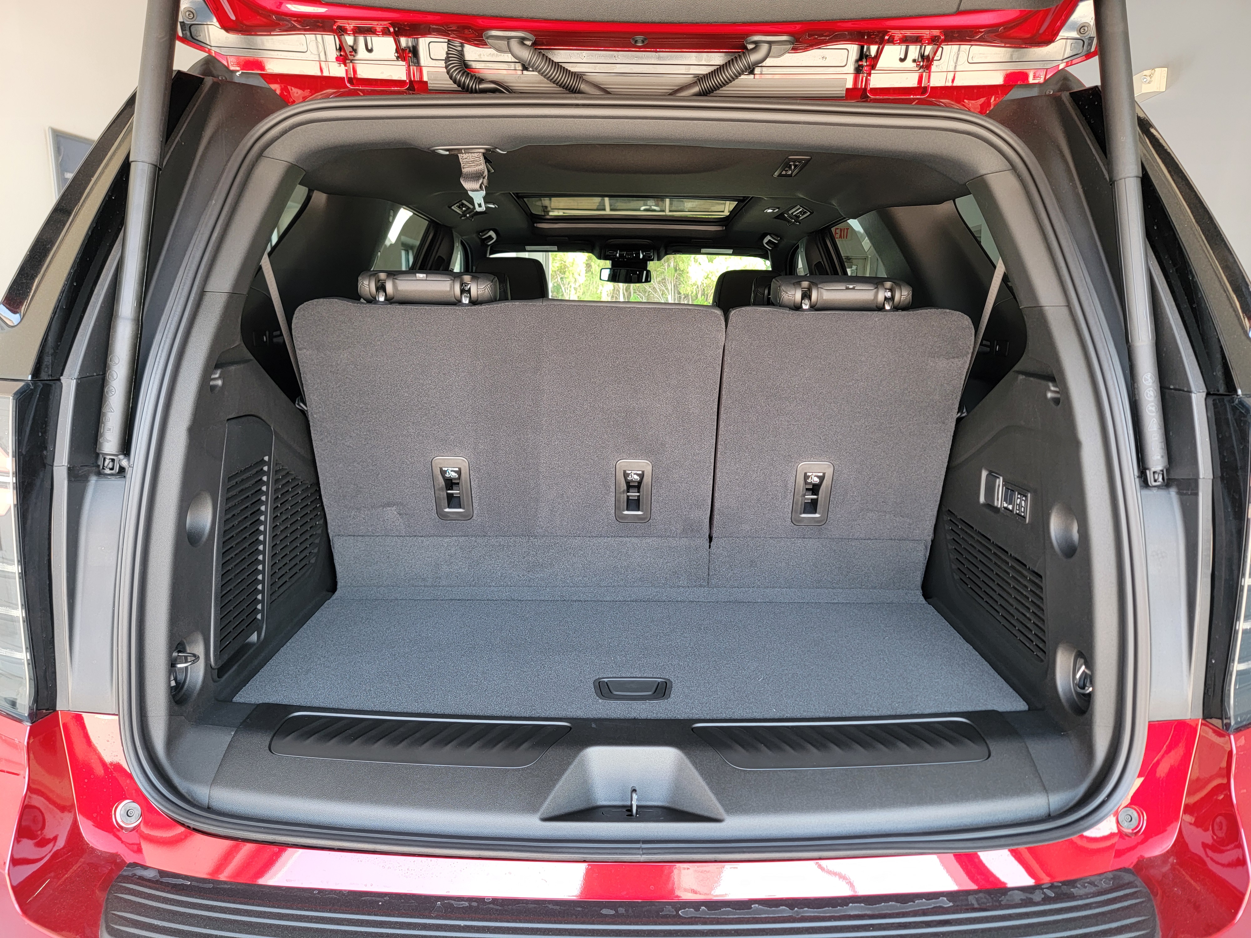 2026 Chevrolet Tahoe LT - Photo 38