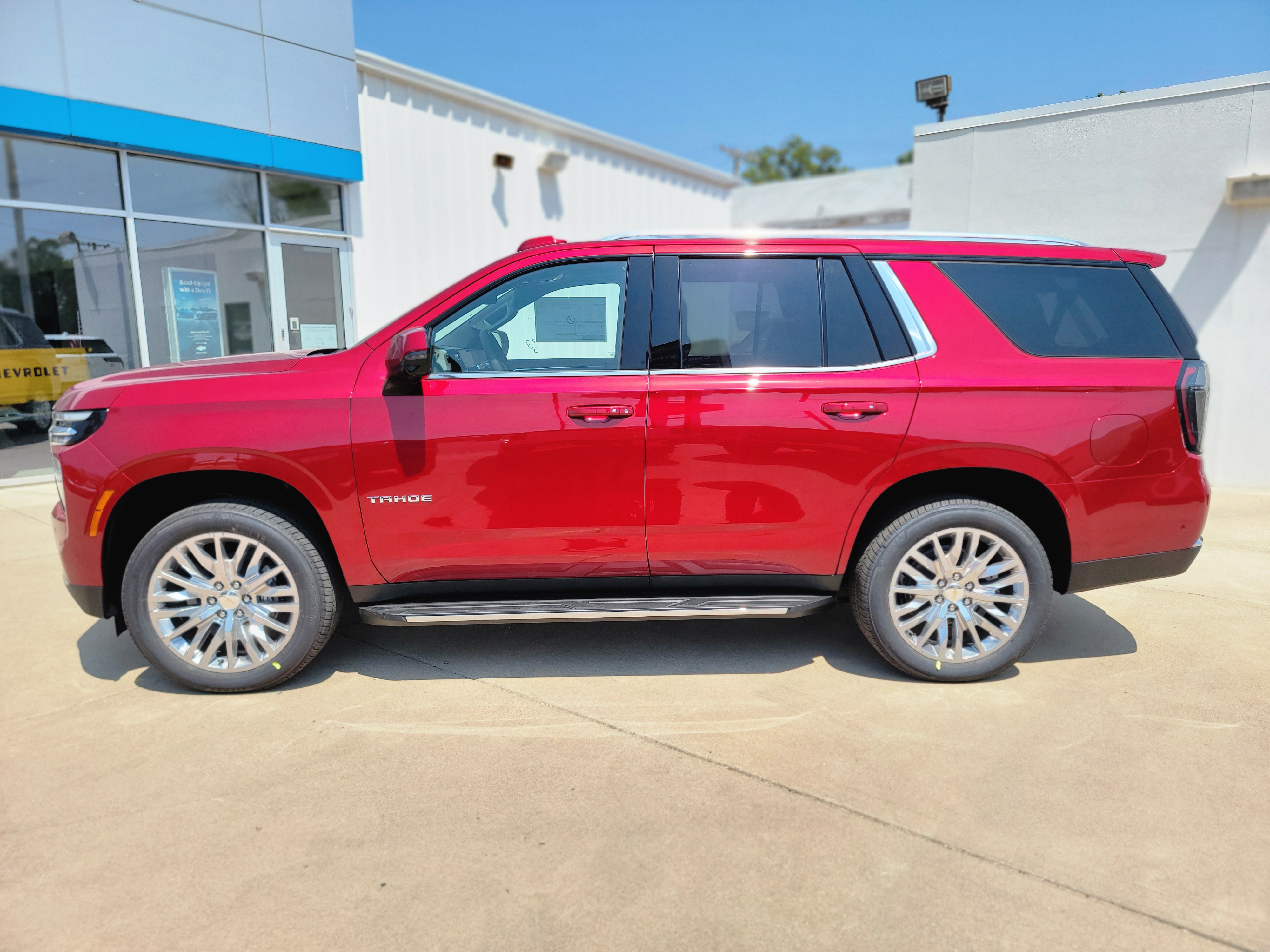 2026 Chevrolet Tahoe LT - Photo 8