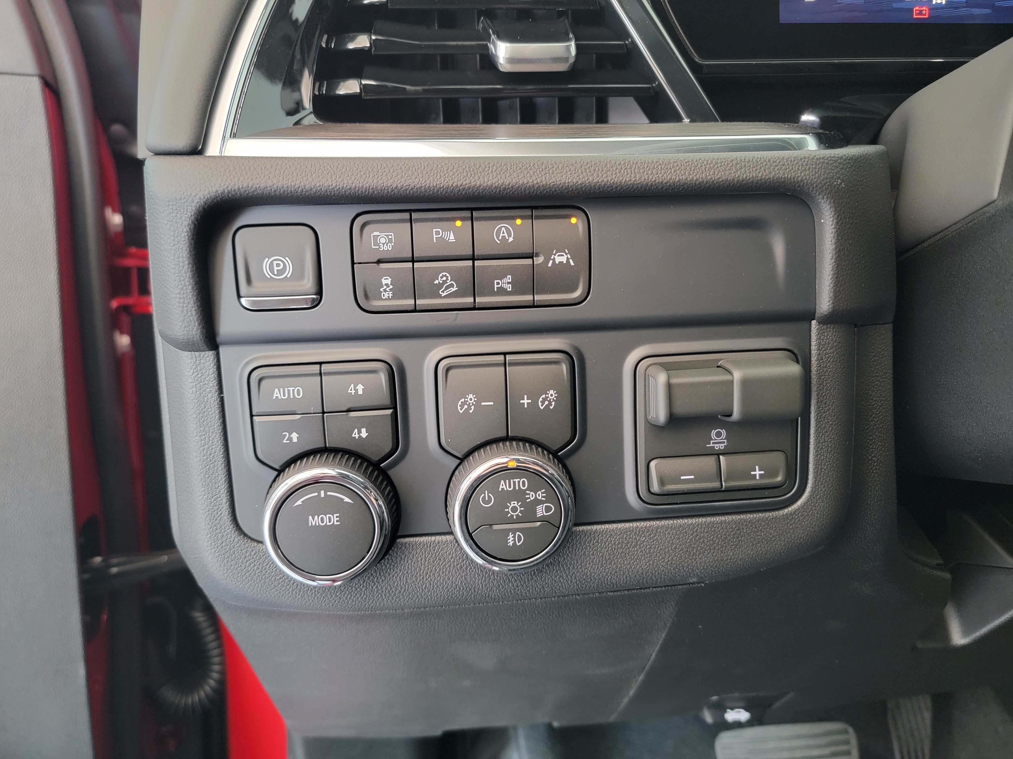 2026 Chevrolet Tahoe LT - Photo 15