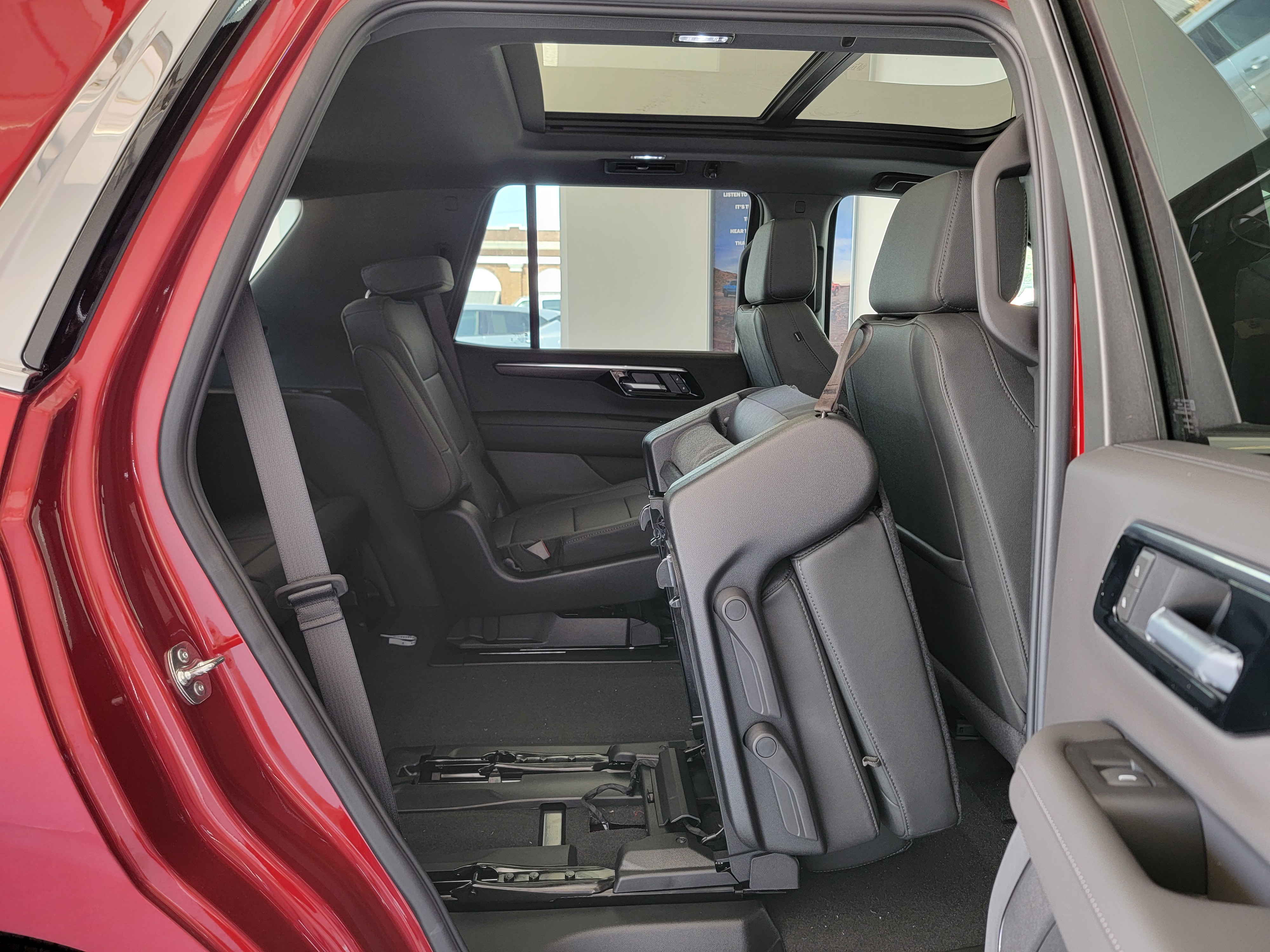 2026 Chevrolet Tahoe LT - Photo 35