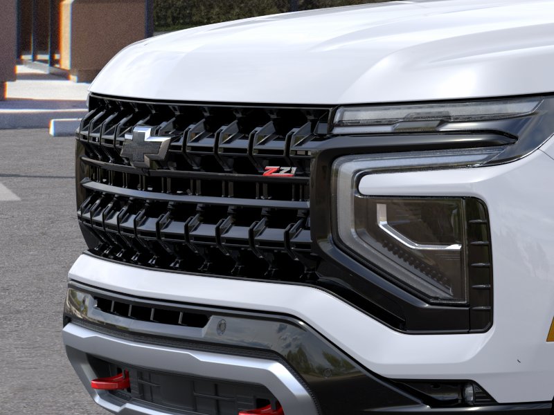 New 2026 Summit White Chevrolet Z71 image 37