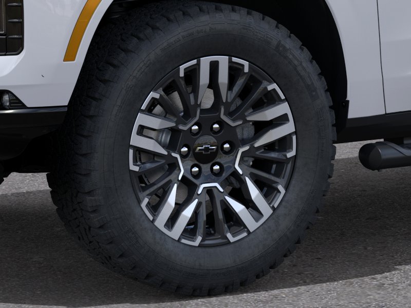 New 2026 Summit White Chevrolet Z71 image 33