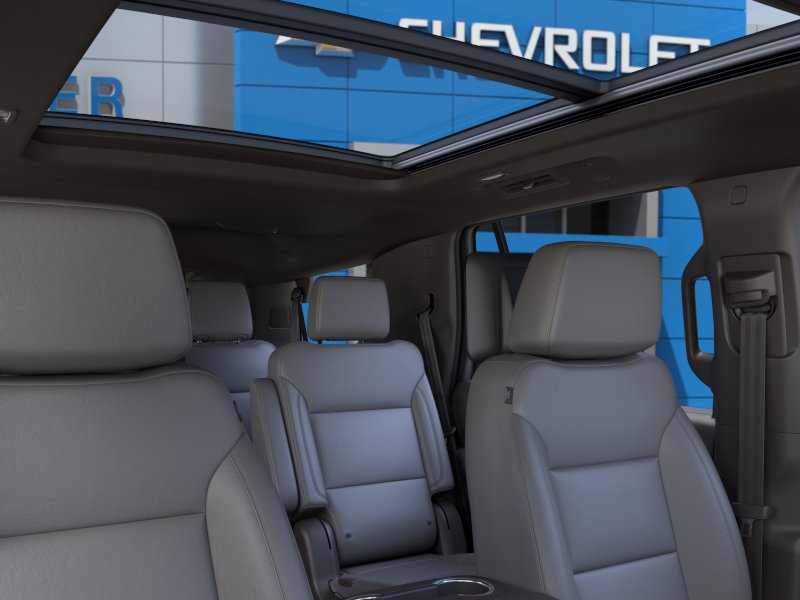 New 2026 Summit White Chevrolet Z71 image 48