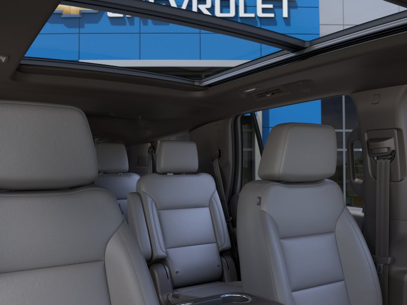 New 2026 Summit White Chevrolet Z71 image 24