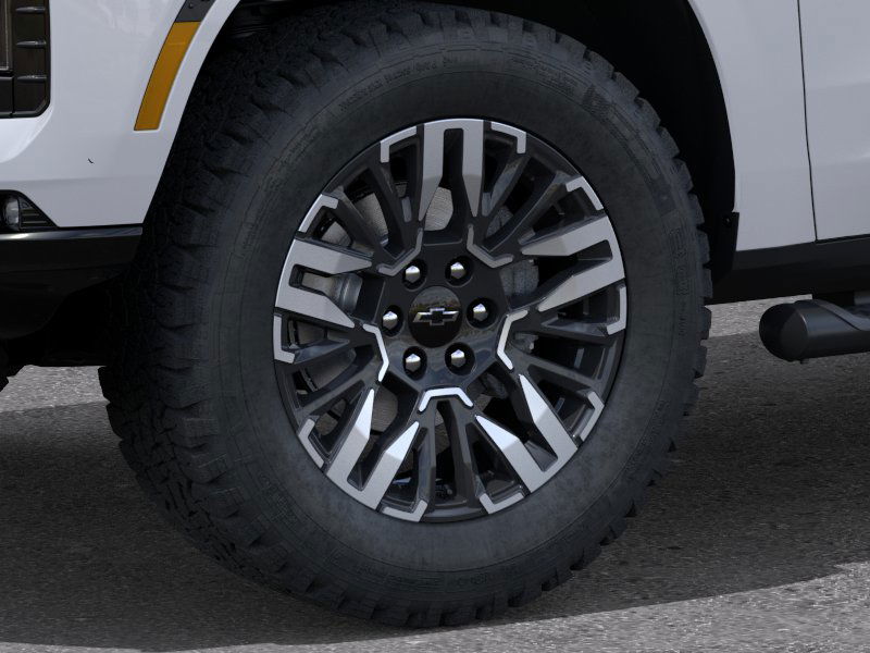 New 2026 Summit White Chevrolet Z71 image 9