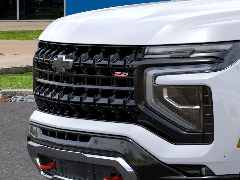 New 2026 Summit White Chevrolet Z71 image 13