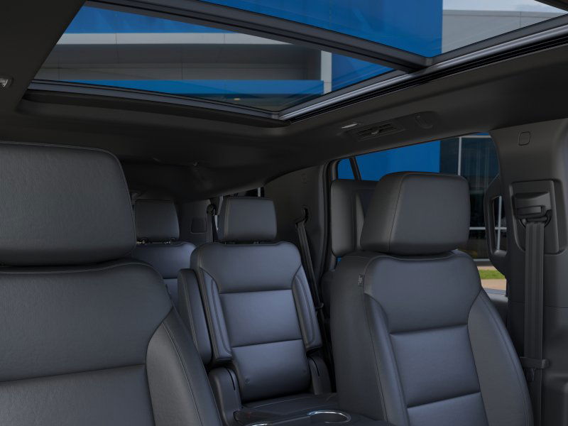 New 2026 Summit White Chevrolet Z71 image 24