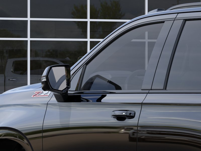 2026 Chevrolet Tahoe Z71 - Photo 12
