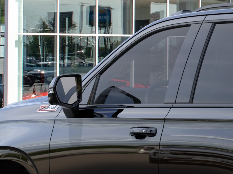 2027 Chevrolet Tahoe Z71 - Photo 12