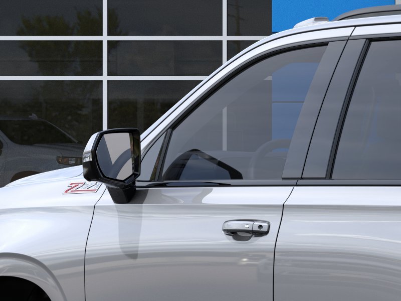 2026 Chevrolet Tahoe Z71 - Photo 12