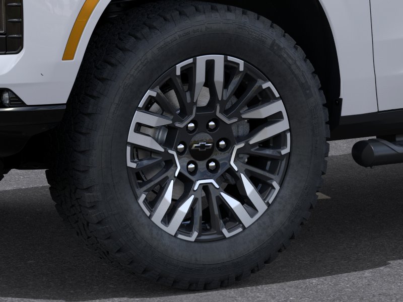 New 2026 Summit White Chevrolet Z71 image 10