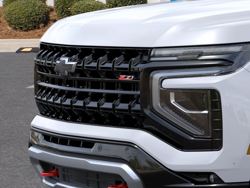 New 2026 Summit White Chevrolet Z71 image 55