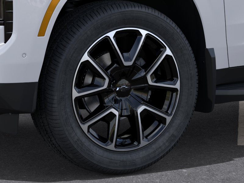 New 2026 Summit White Chevrolet RST image 9