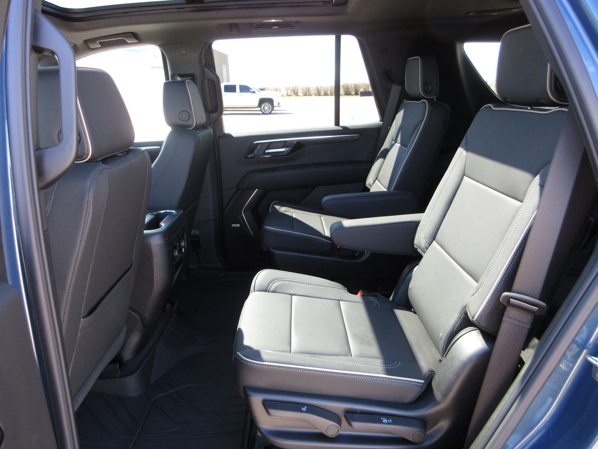 New 2026 Lakeshore Blue Metallic Chevrolet Premier image 23