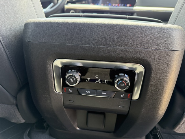 2026 Chevrolet Tahoe Premier - Photo 15