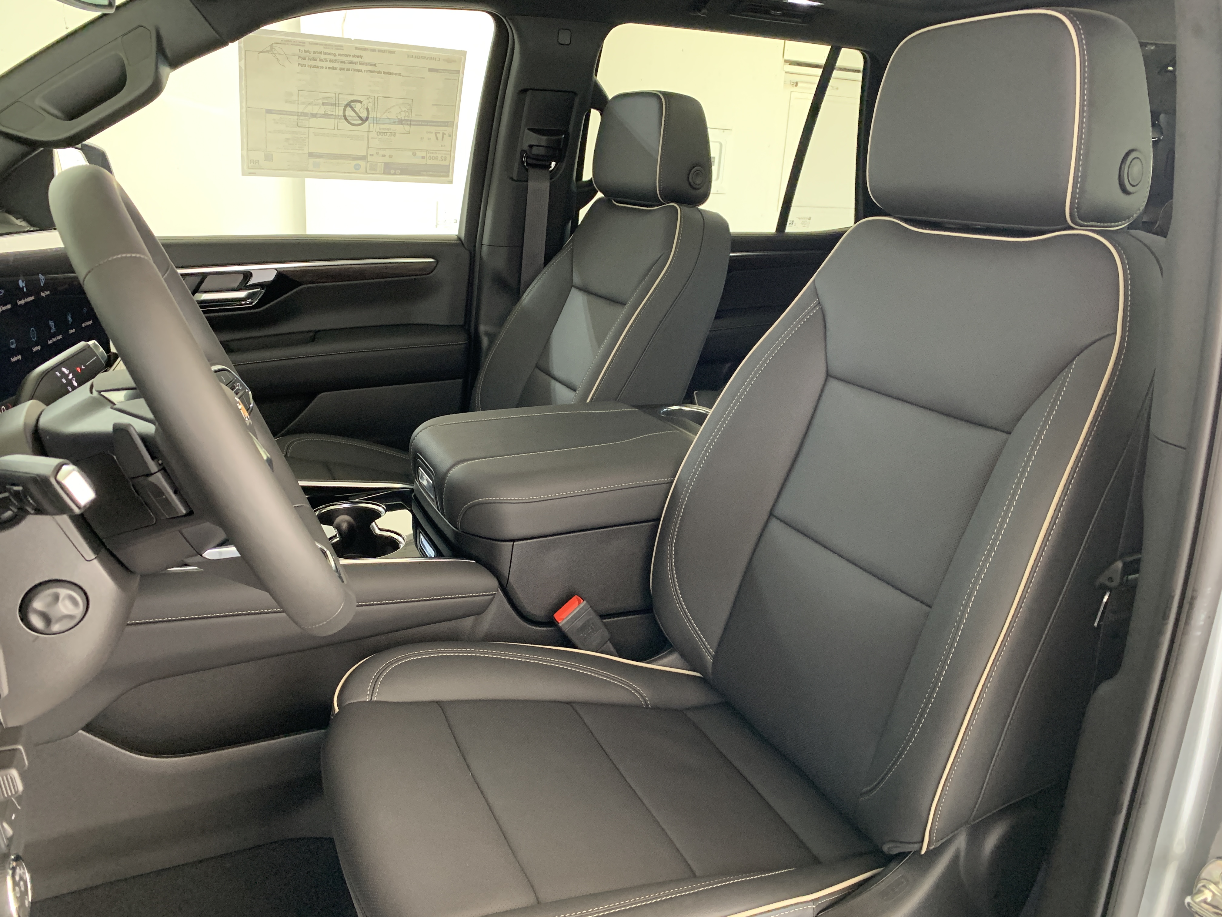 2026 Chevrolet Tahoe Premier - Photo 15