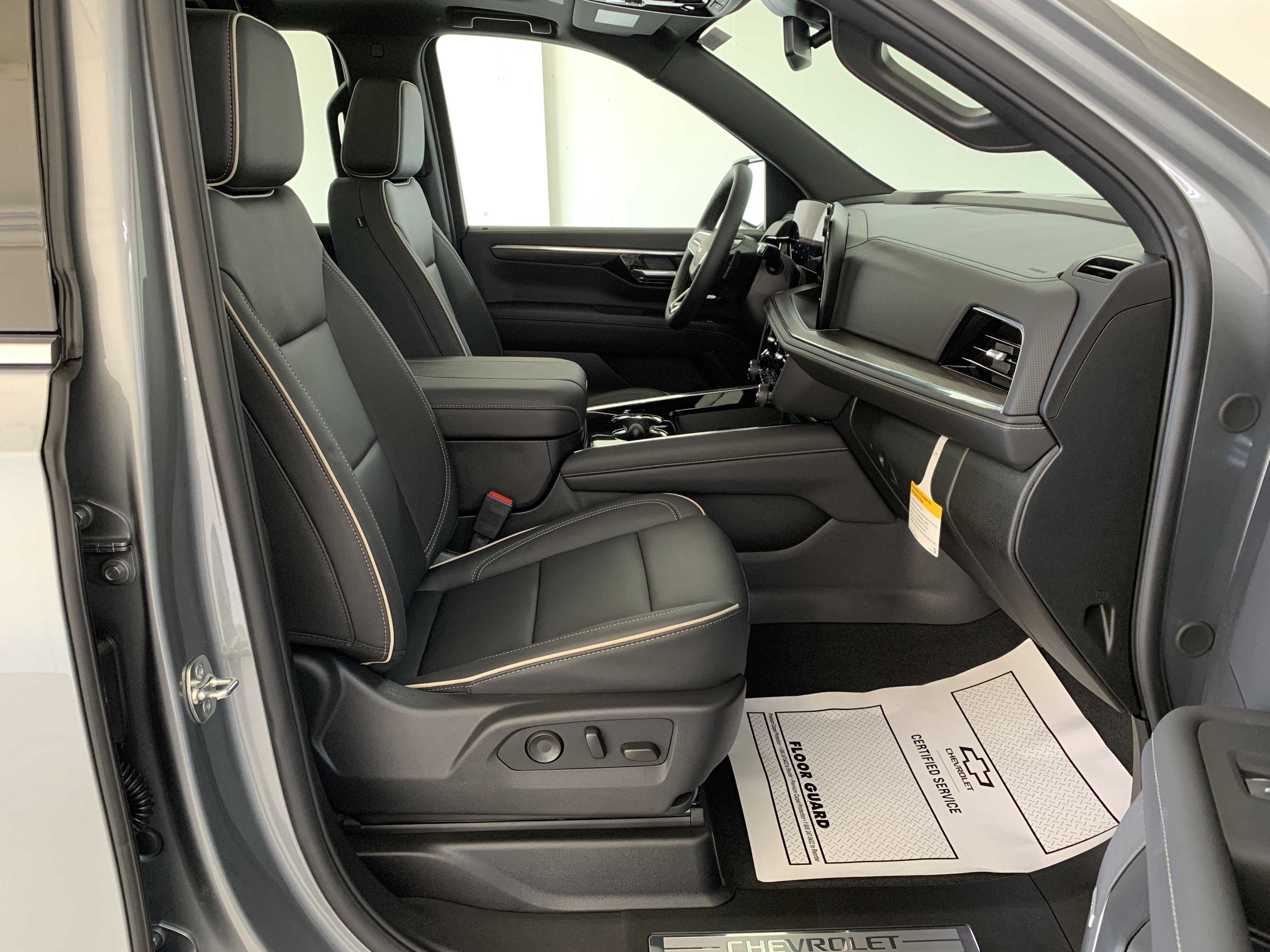 2026 Chevrolet Tahoe Premier - Photo 34