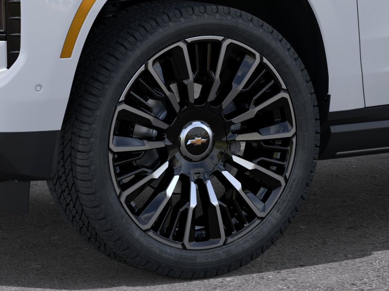 New 2026 Polar White Tricoat Chevrolet High Country image 9