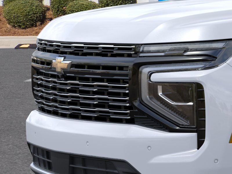 New 2027 Polar White Tricoat Chevrolet High Country image 13