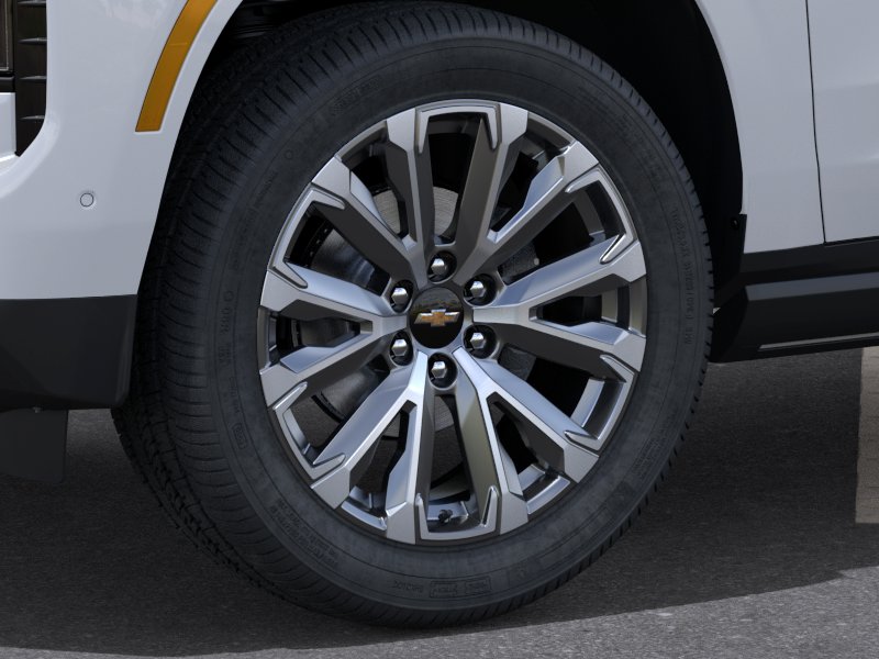 New 2026 Polar White Tricoat Chevrolet High Country image 9