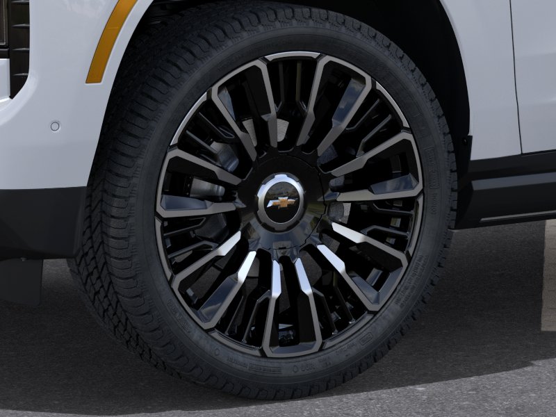New 2026 Polar White Tricoat Chevrolet High Country image 9