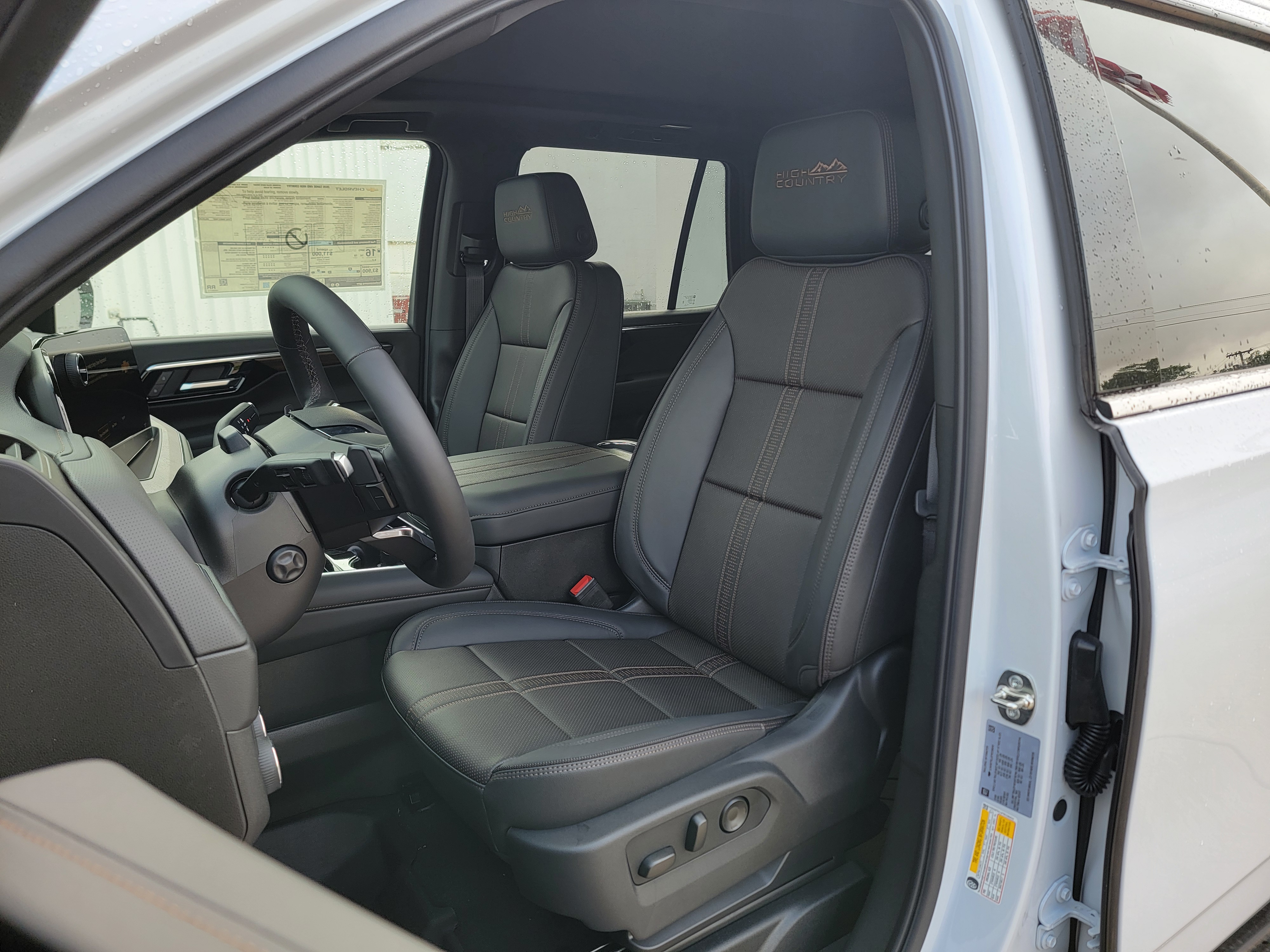 New 2026 Polar White Tricoat Chevrolet High Country image 11