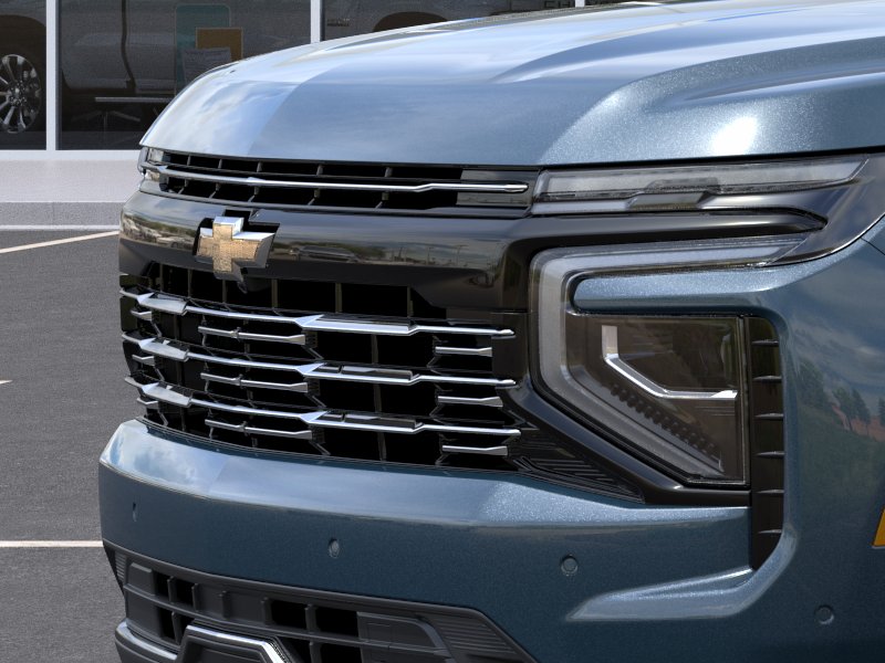 Used 2025 Lakeshore Blue Metallic Chevrolet High Country image 13
