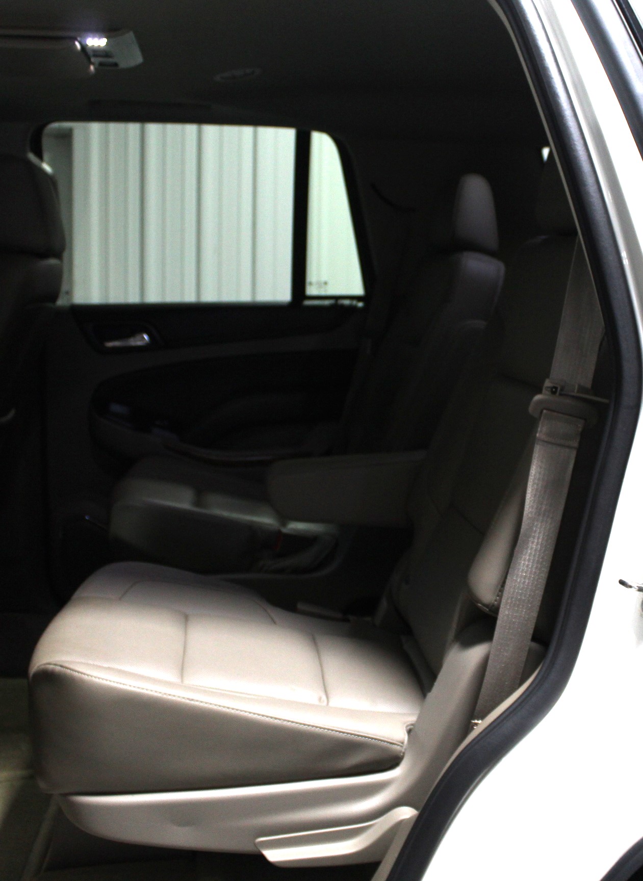 2015 Chevrolet Tahoe LTZ photo 3