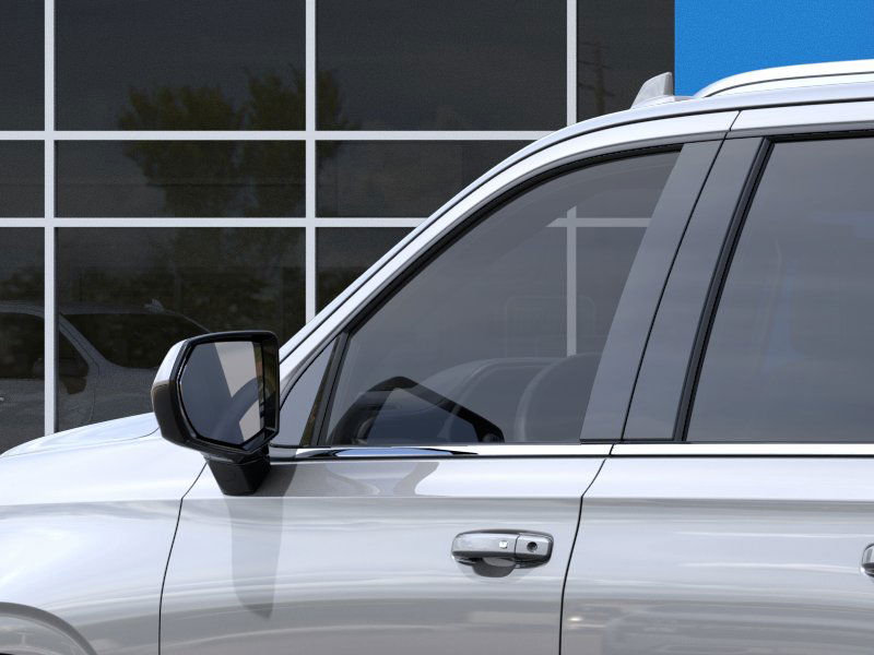 2024 Chevrolet Suburban LT photo 40