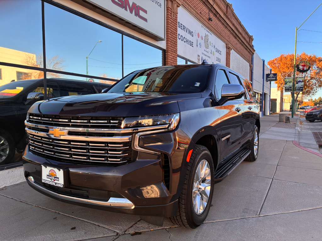 2023 Chevrolet Suburban Premier's photo