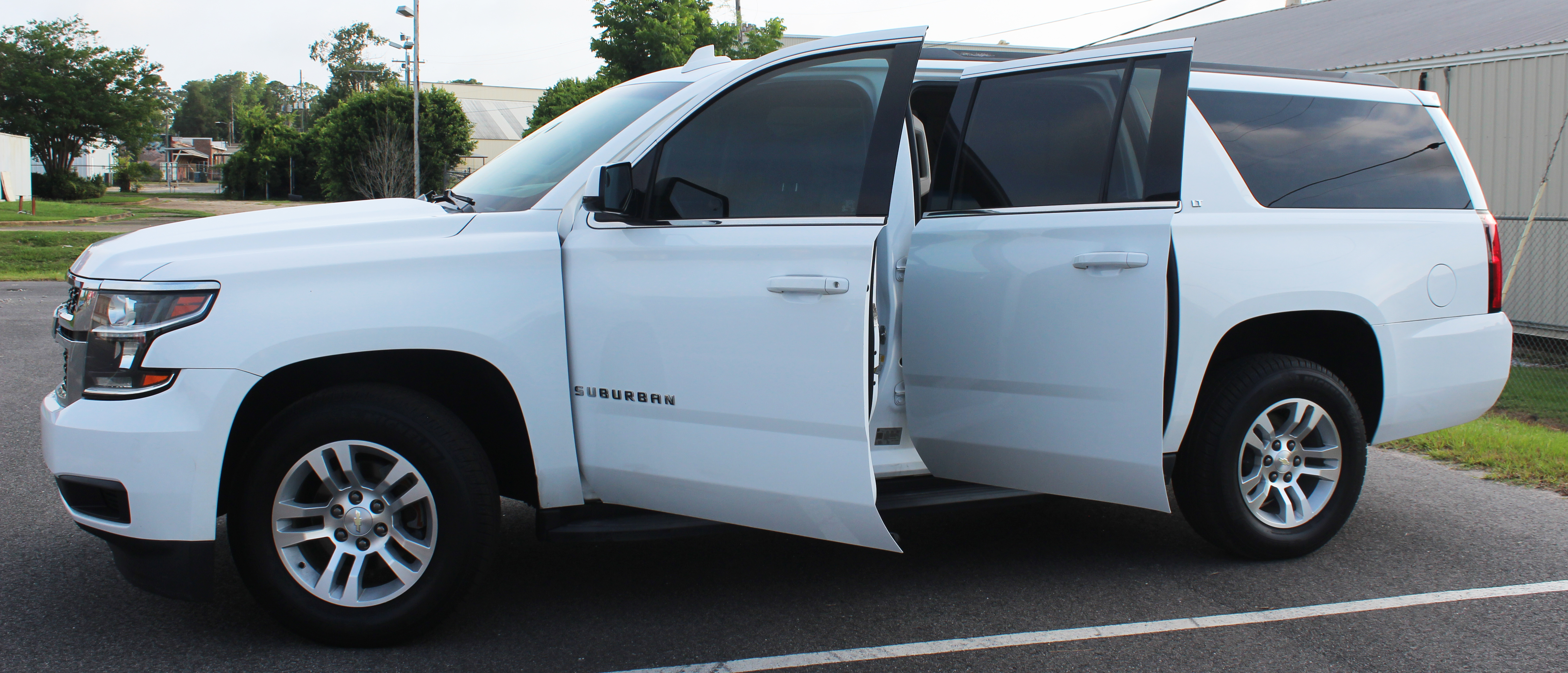 Used 2018 Chevrolet Suburban LT with VIN 1GNSCHKC2JR163405 for sale in Blakely, GA