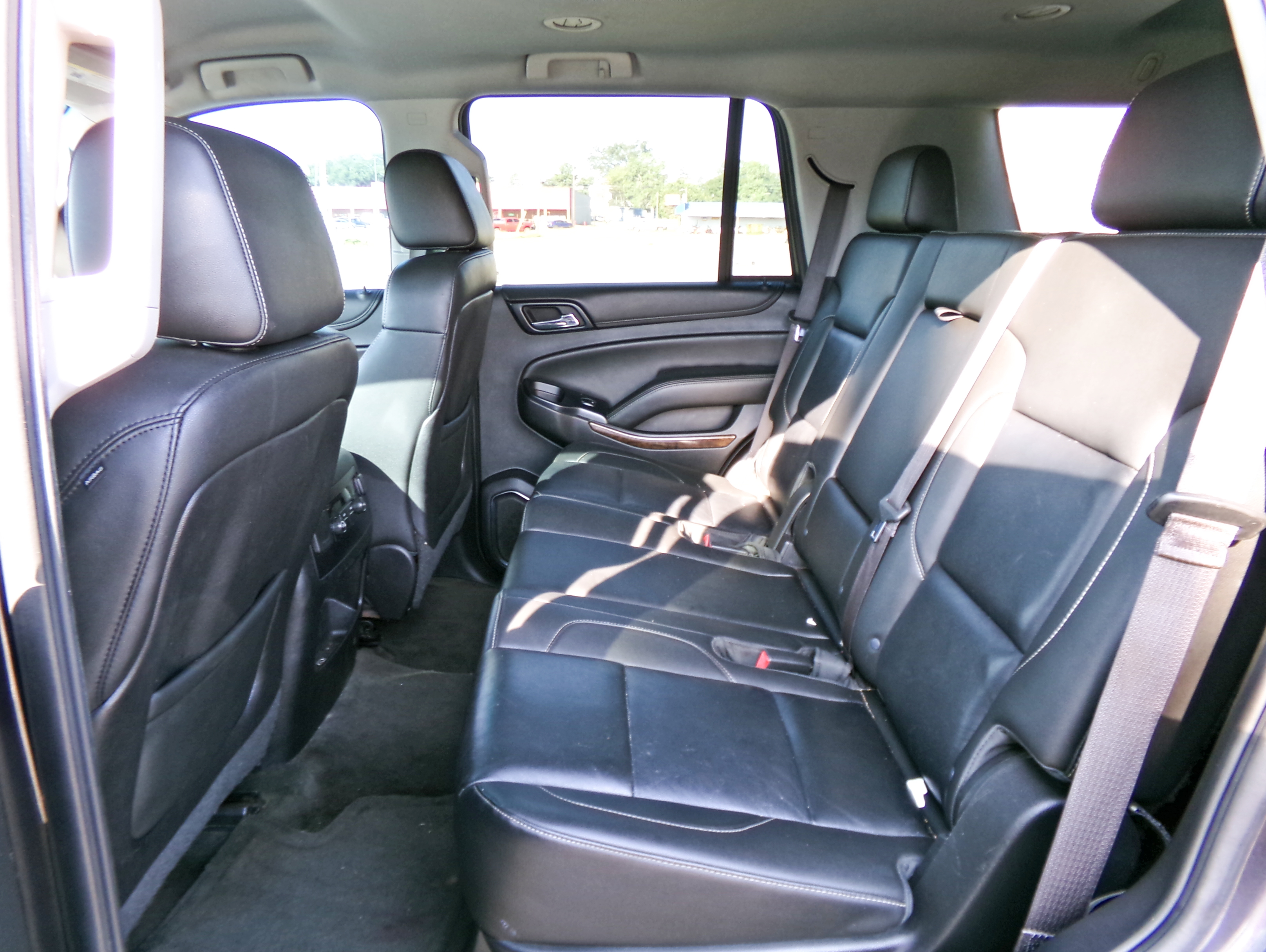 2015 Chevrolet Tahoe LT - Photo 12