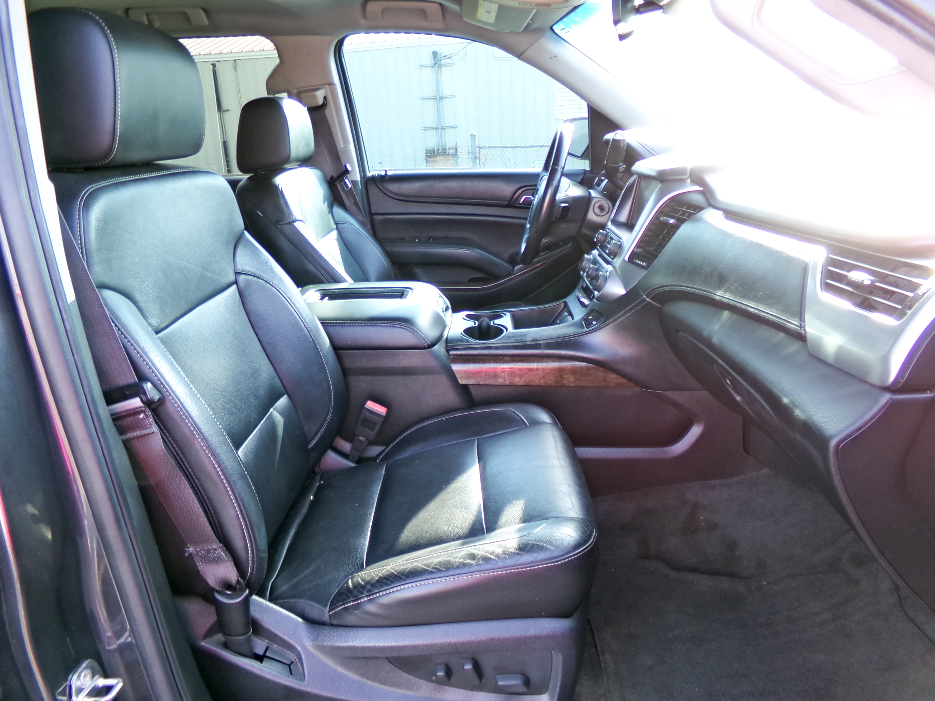 2015 Chevrolet Tahoe LT - Photo 16