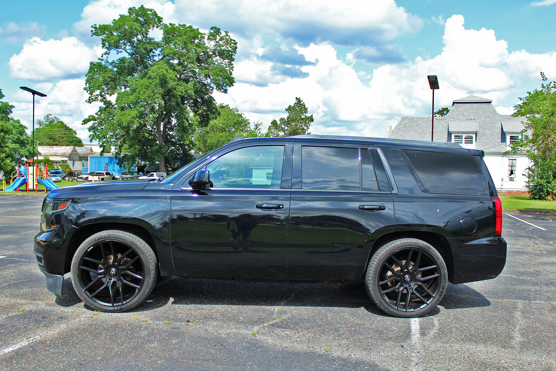 Used 2015 Chevrolet Tahoe LT with VIN 1GNSKBKC2FR247652 for sale in Blakely, GA