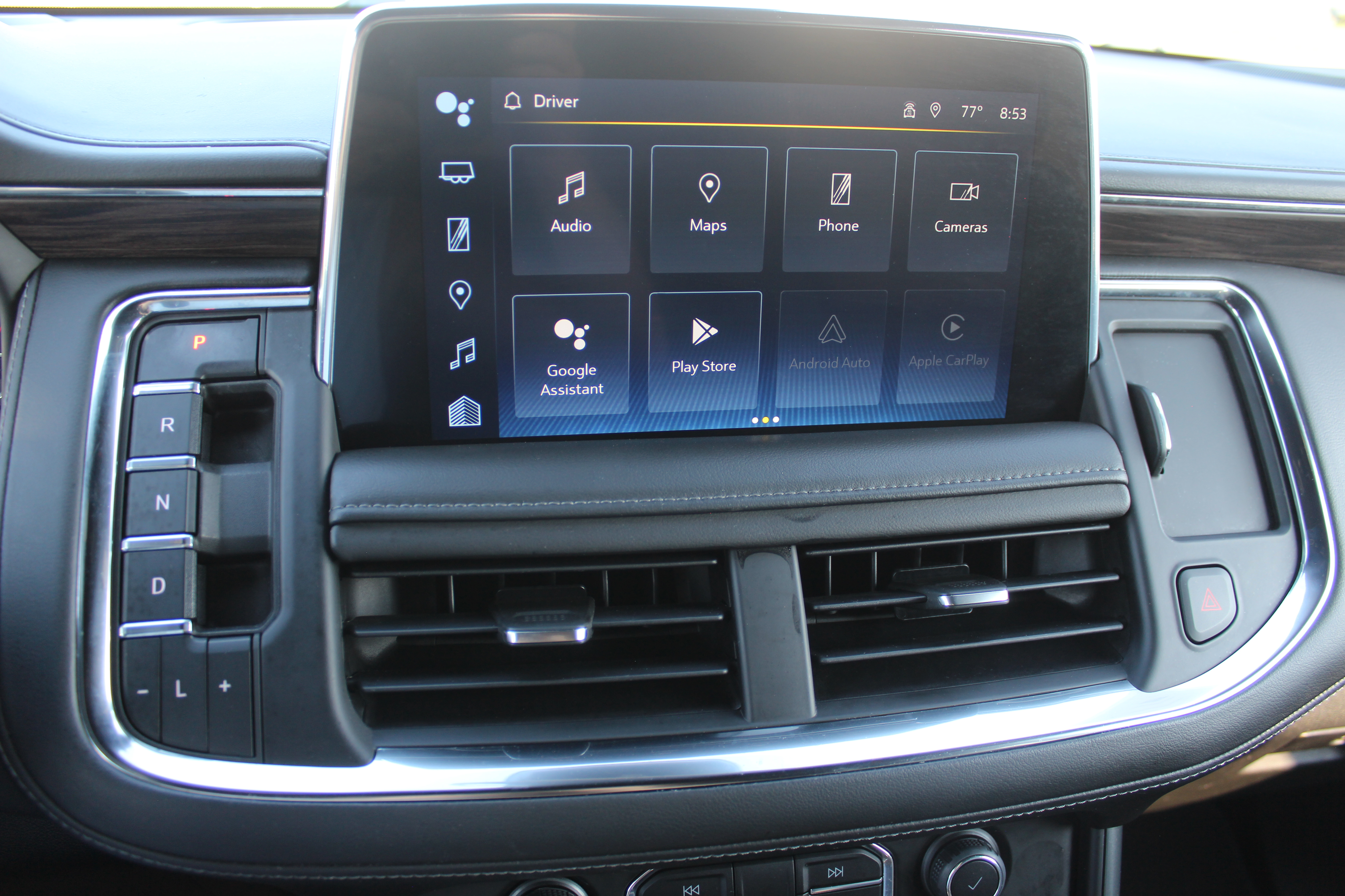 2023 Chevrolet Suburban LT - Photo 10
