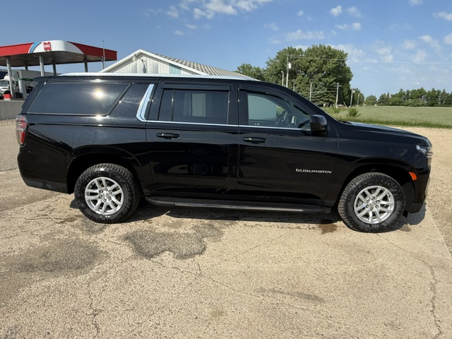 Used 2022 Chevrolet Suburban LT with VIN 1GNSKCKD4NR245494 for sale in Rugby, ND