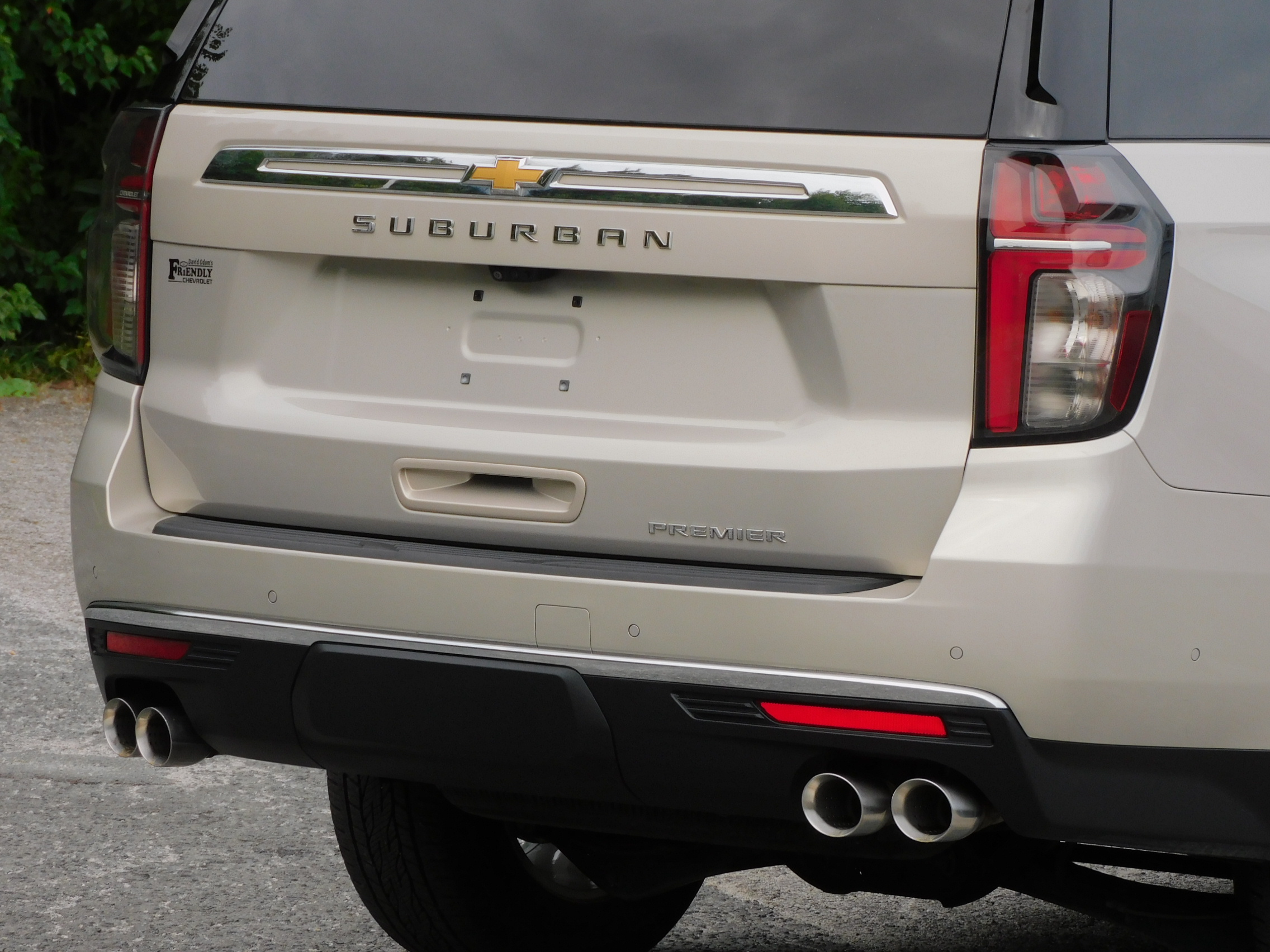 2024 Chevrolet Suburban Premier photo 9