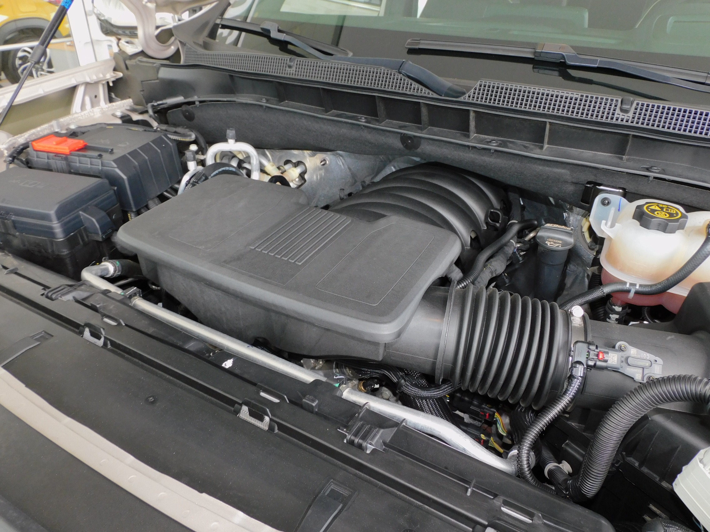 2024 Chevrolet Suburban Premier photo 11