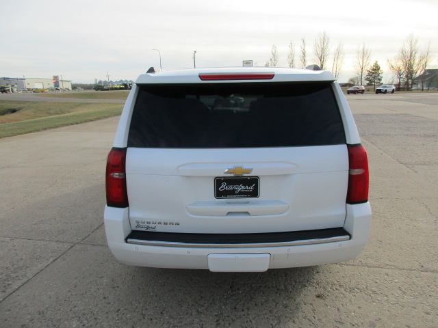 2016 Chevrolet Suburban LTZ photo 4