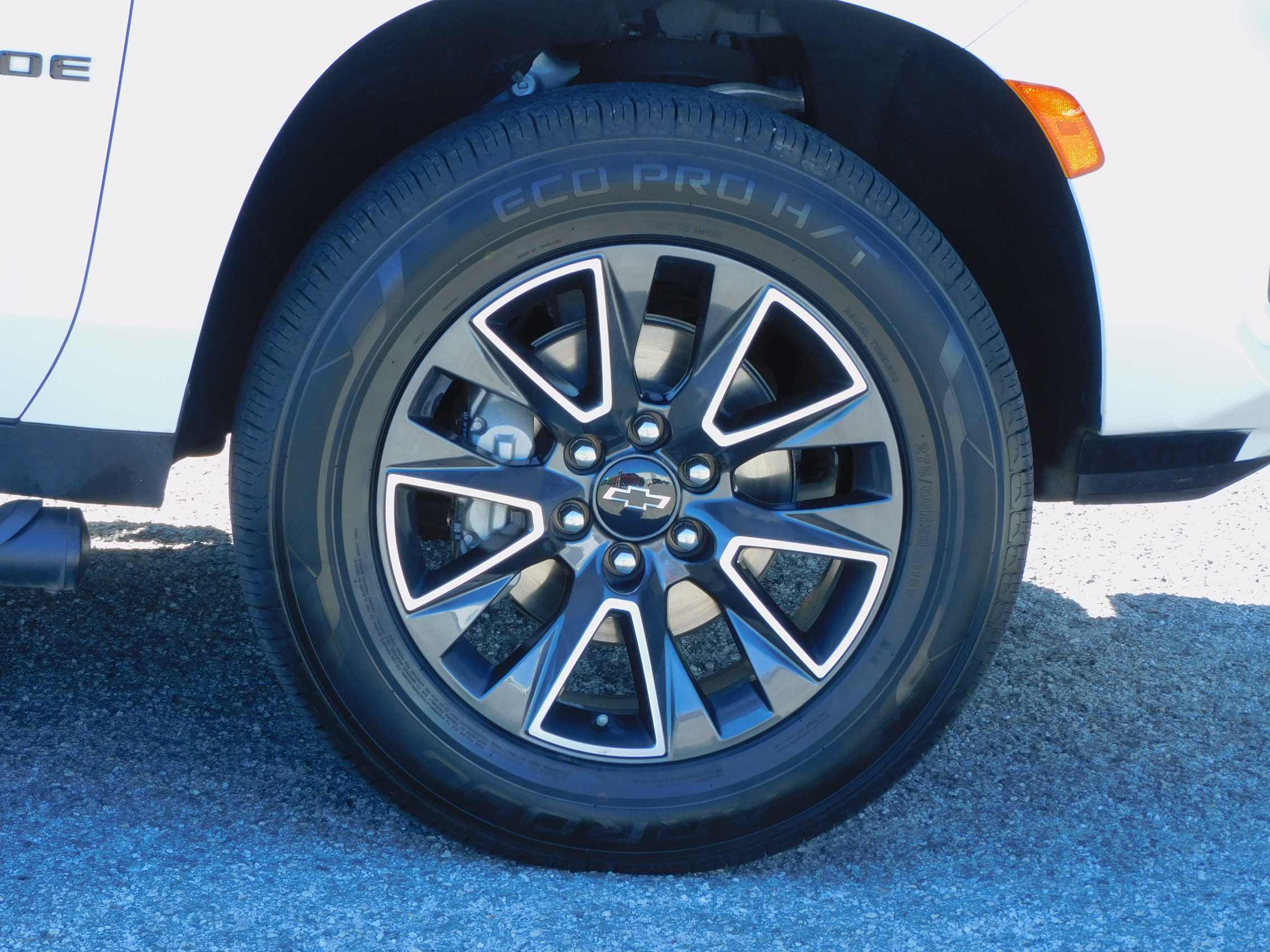 2022 Chevrolet Tahoe Z71 photo 4