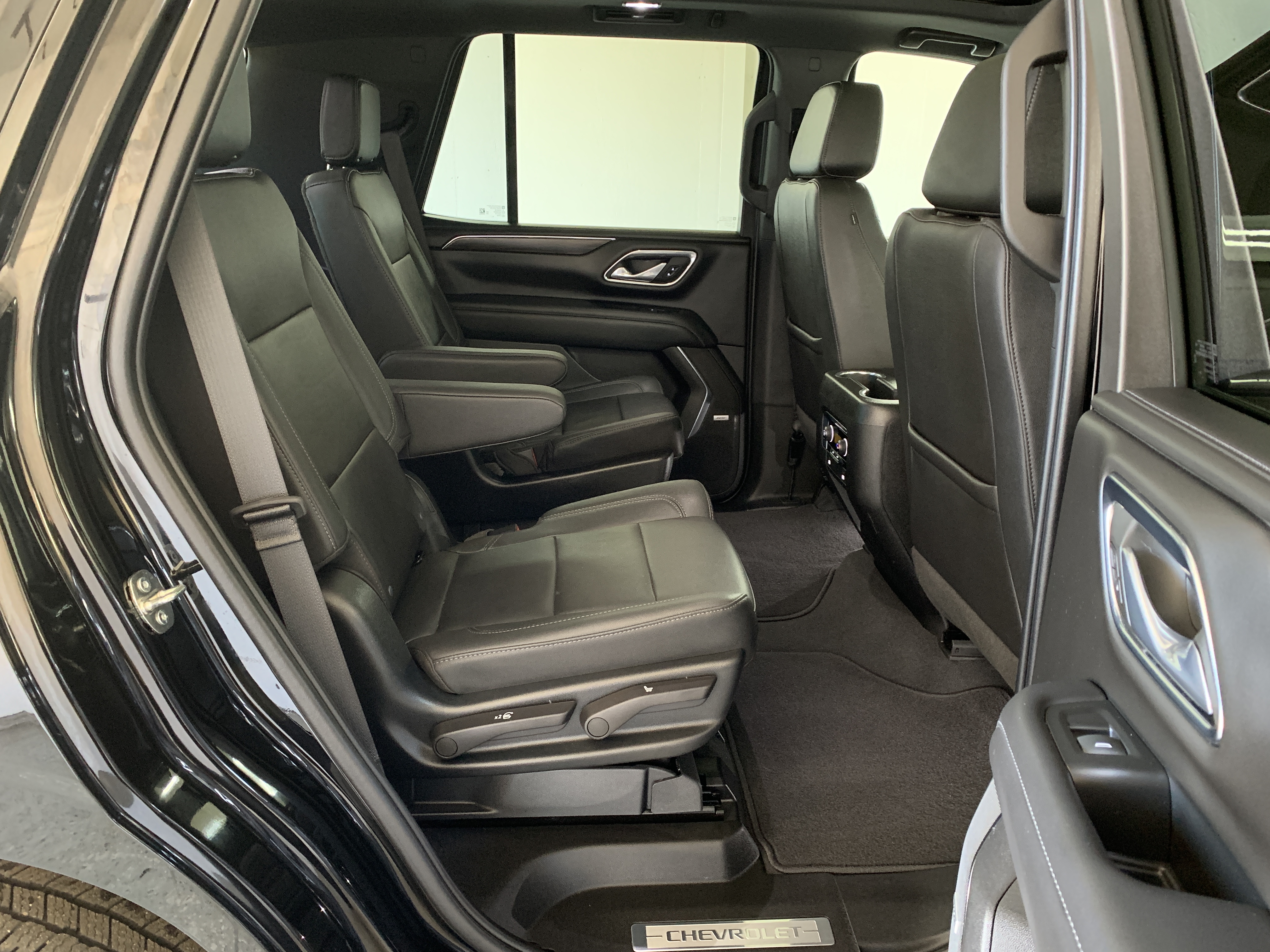 2023 Chevrolet Tahoe Z71 - Photo 36