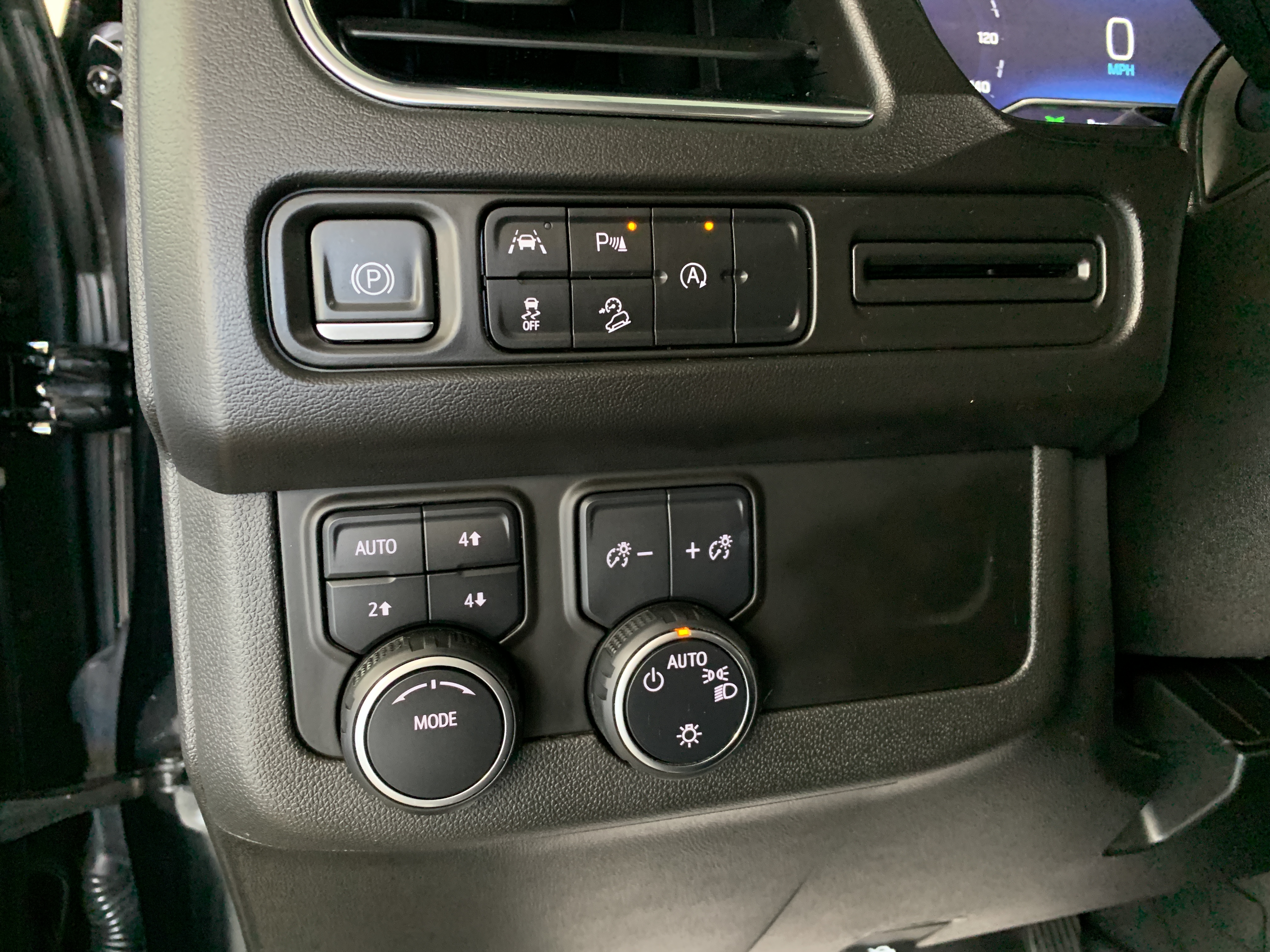2023 Chevrolet Tahoe Z71 - Photo 24