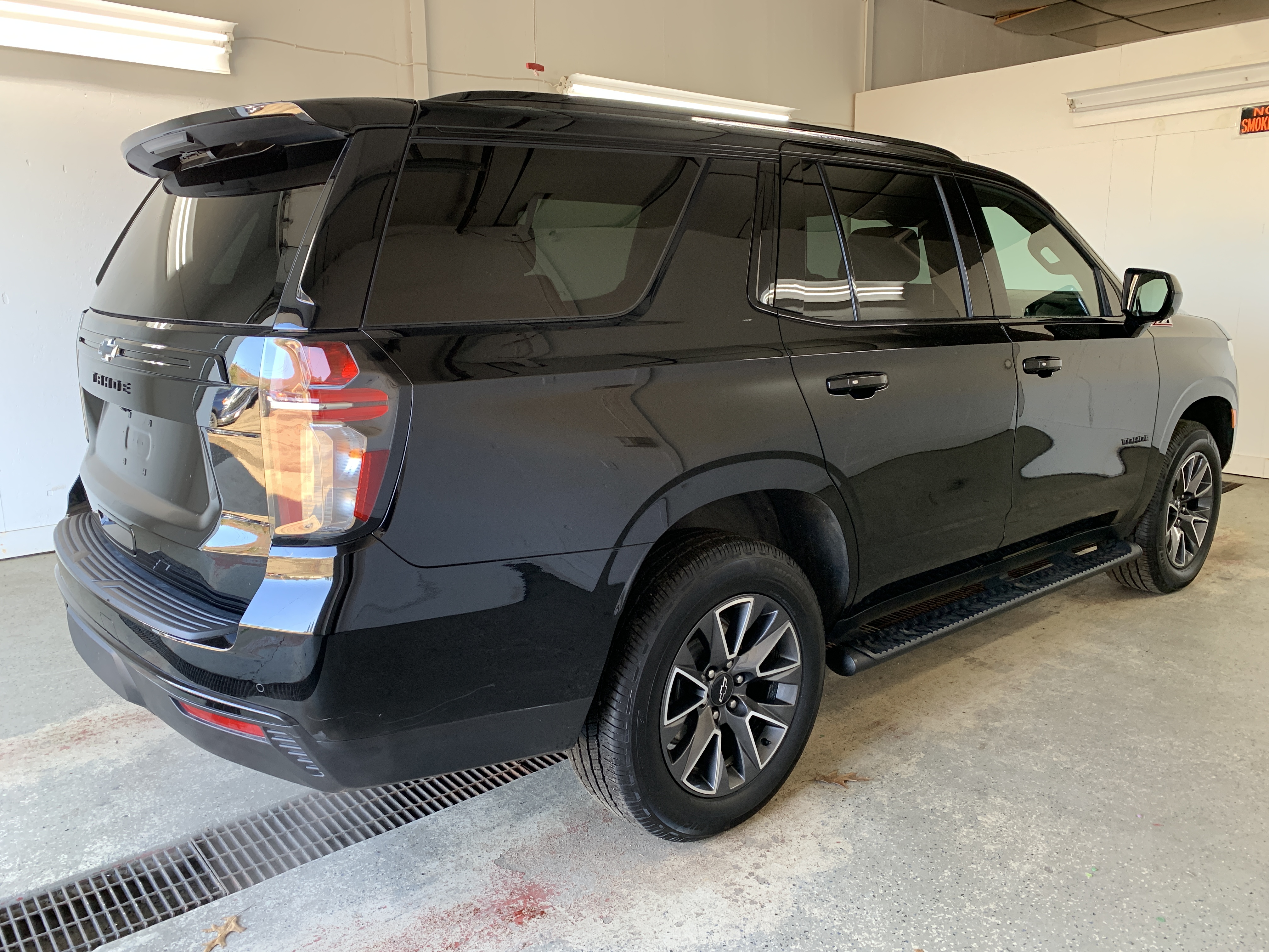 2023 Chevrolet Tahoe Z71 - Photo 6