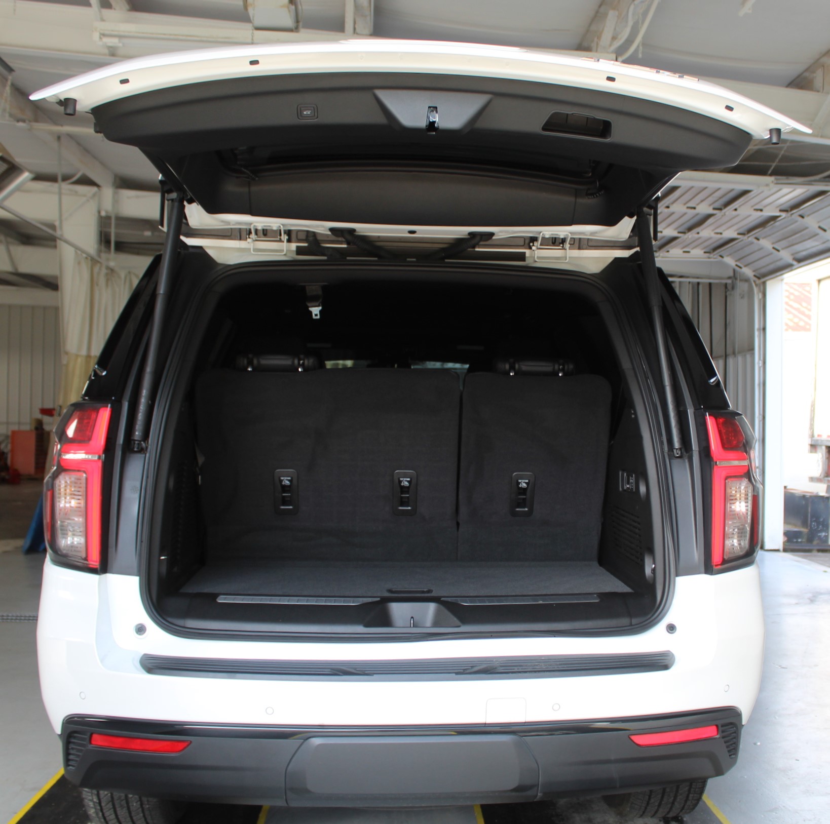 2024 Chevrolet Tahoe RST photo 9