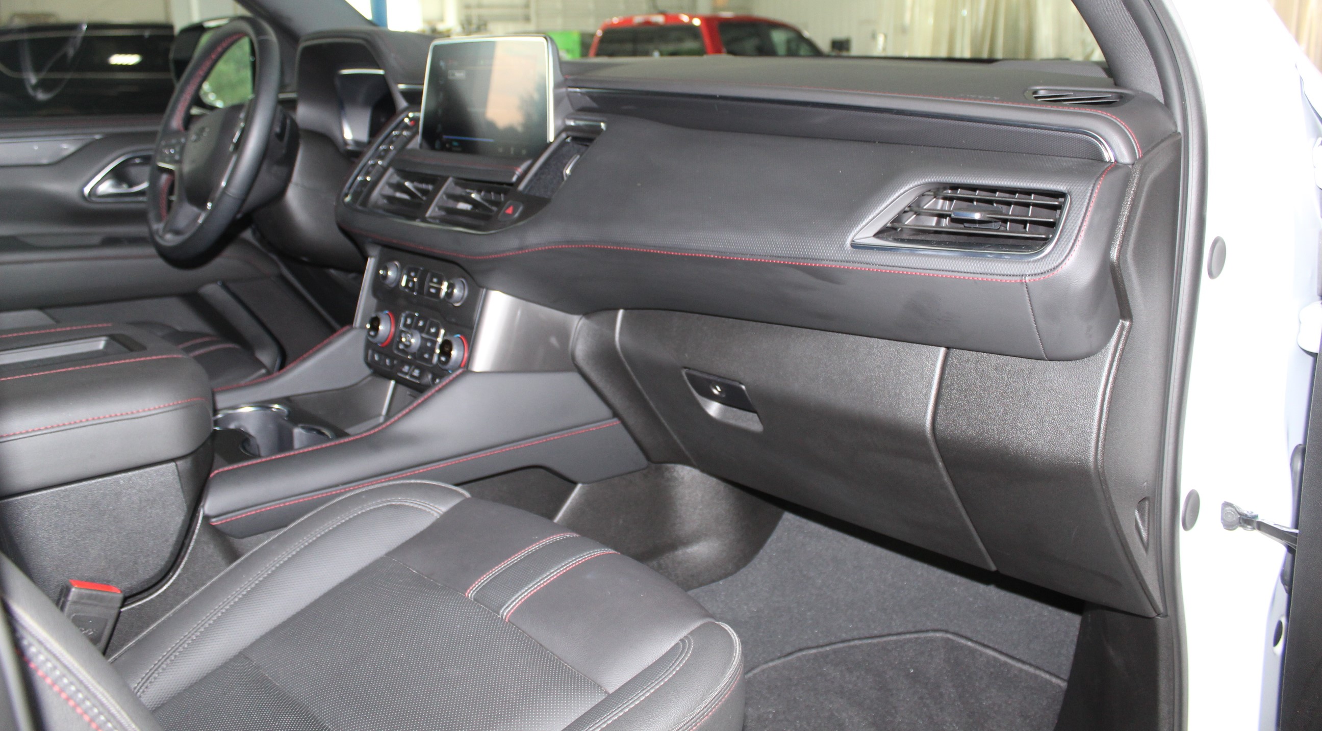 2024 Chevrolet Tahoe RST photo 11