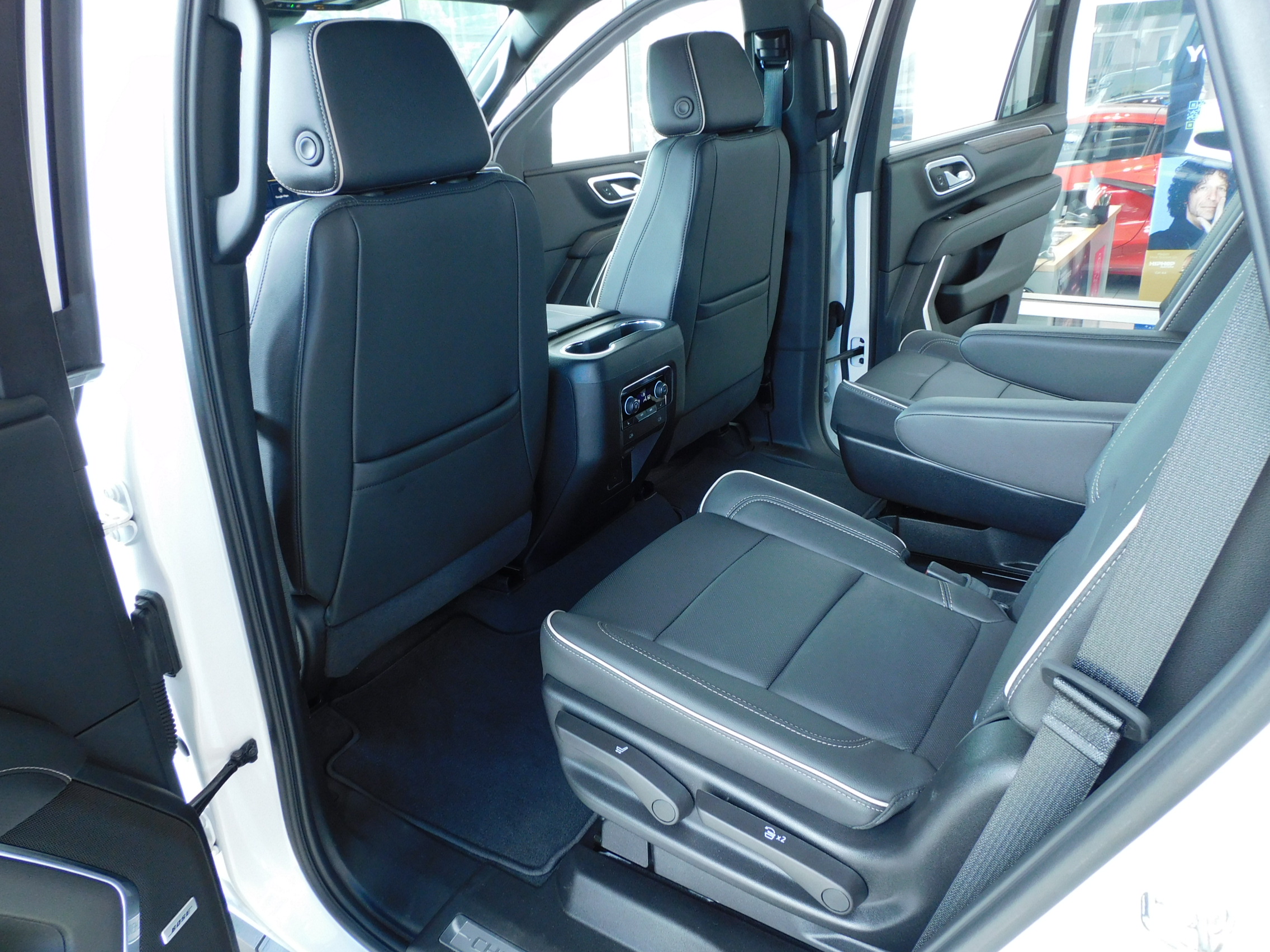 2024 Chevrolet Tahoe Premier photo 18