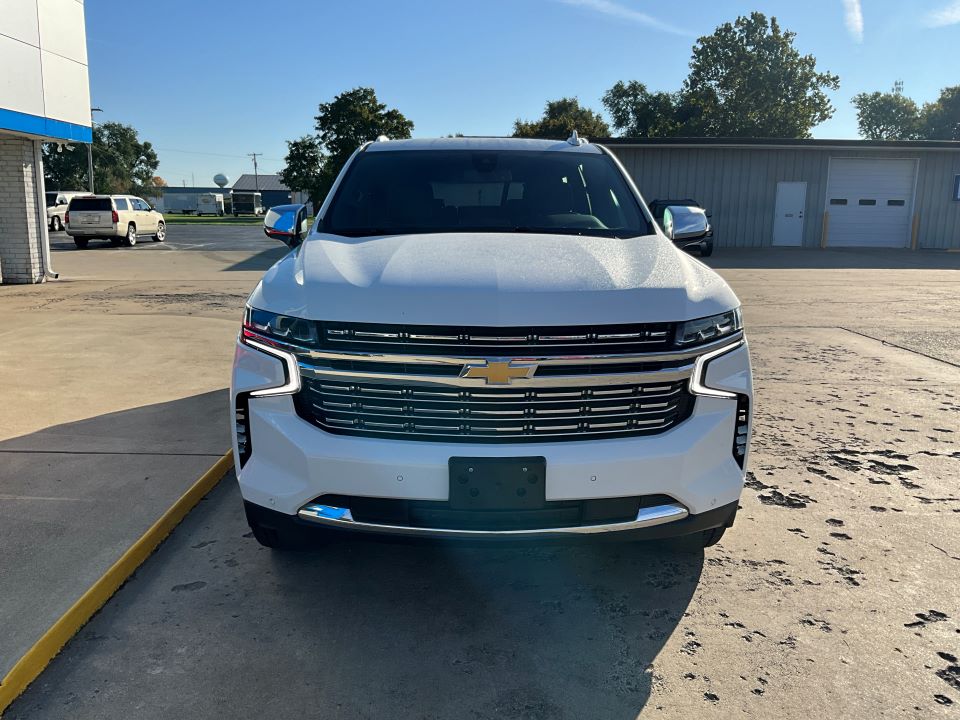 Used 2021 Chevrolet Tahoe Premier with VIN 1GNSKSKD8MR178620 for sale in Fairbury, IL