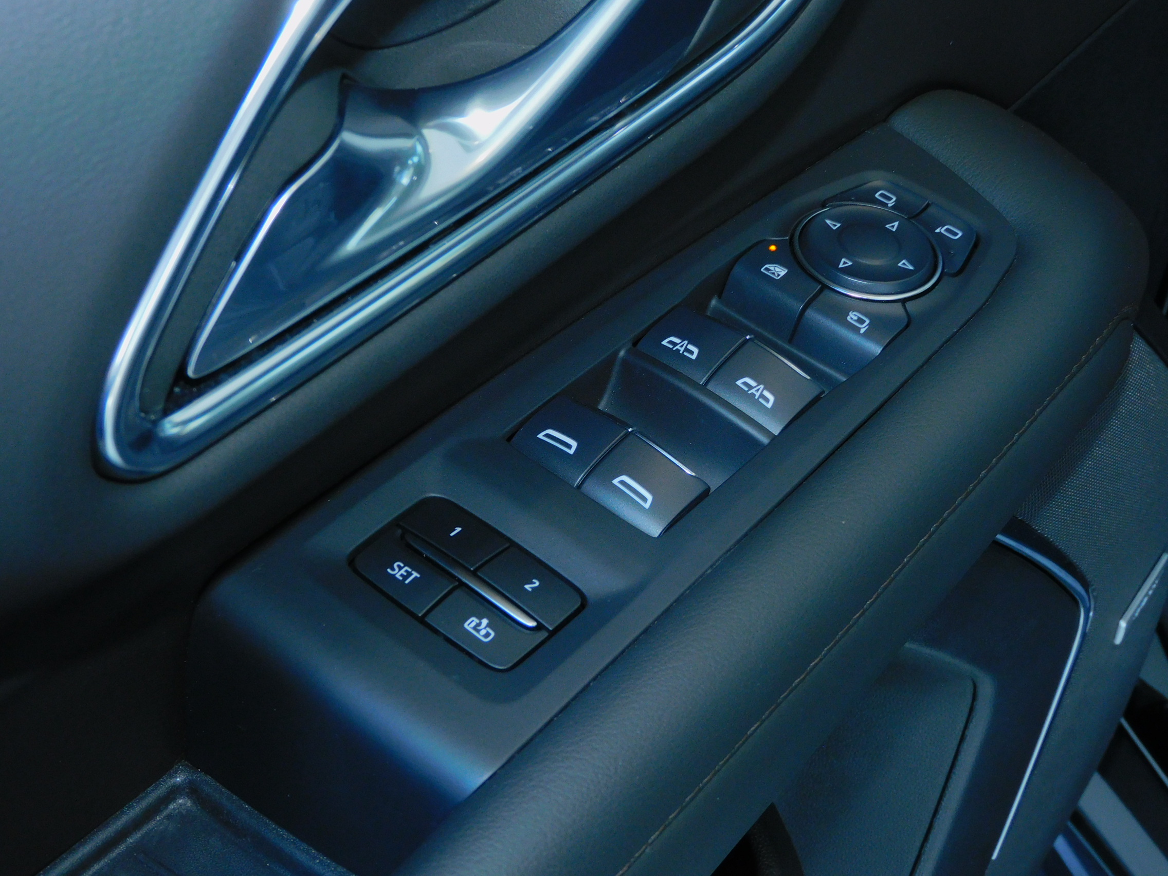 2024 Chevrolet Tahoe High Country photo 17