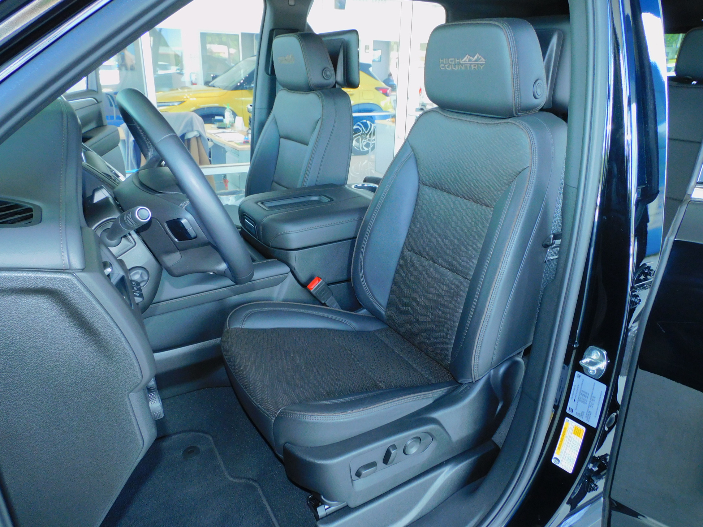 2024 Chevrolet Tahoe High Country photo 19