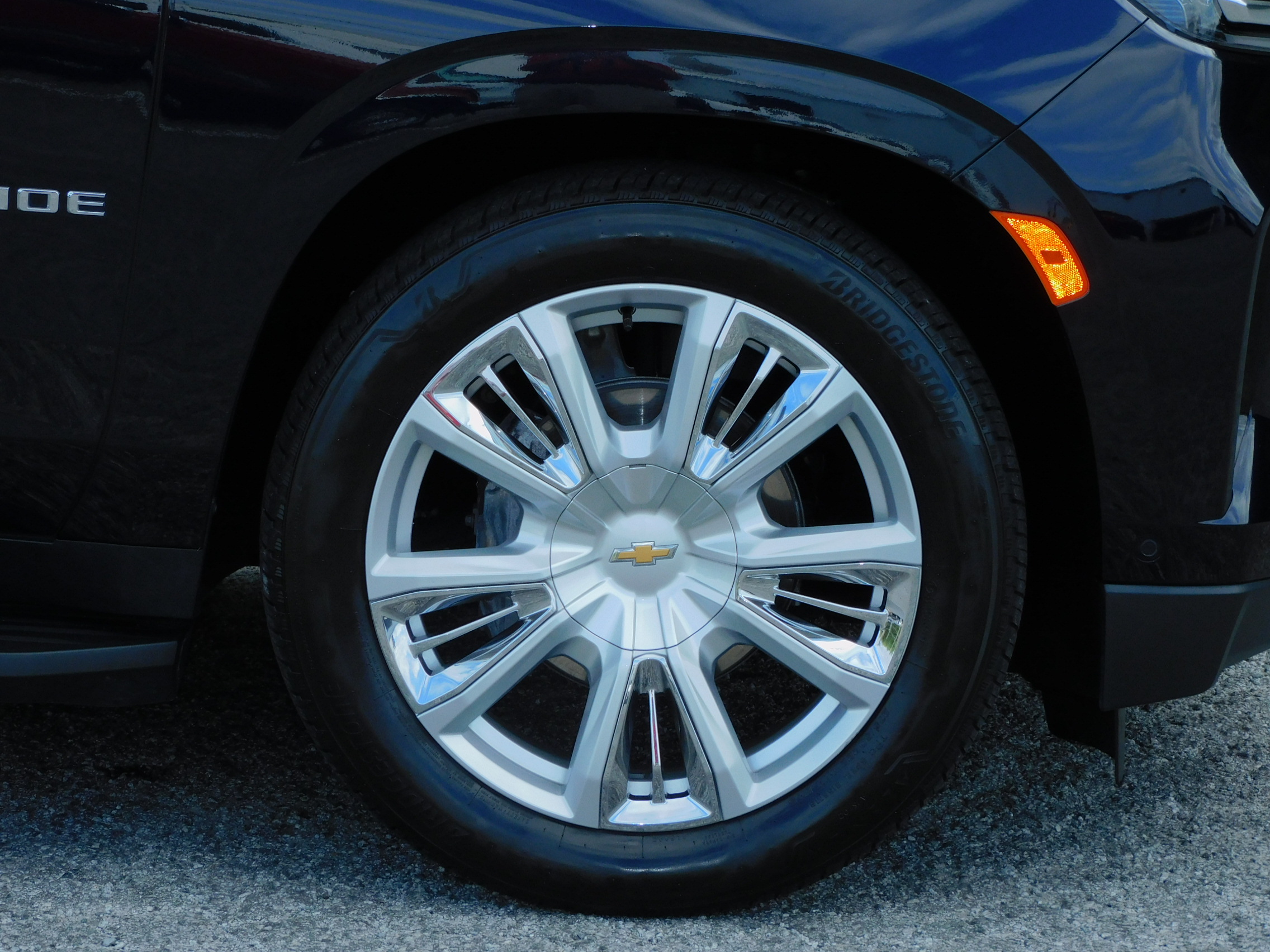 2024 Chevrolet Tahoe High Country photo 5